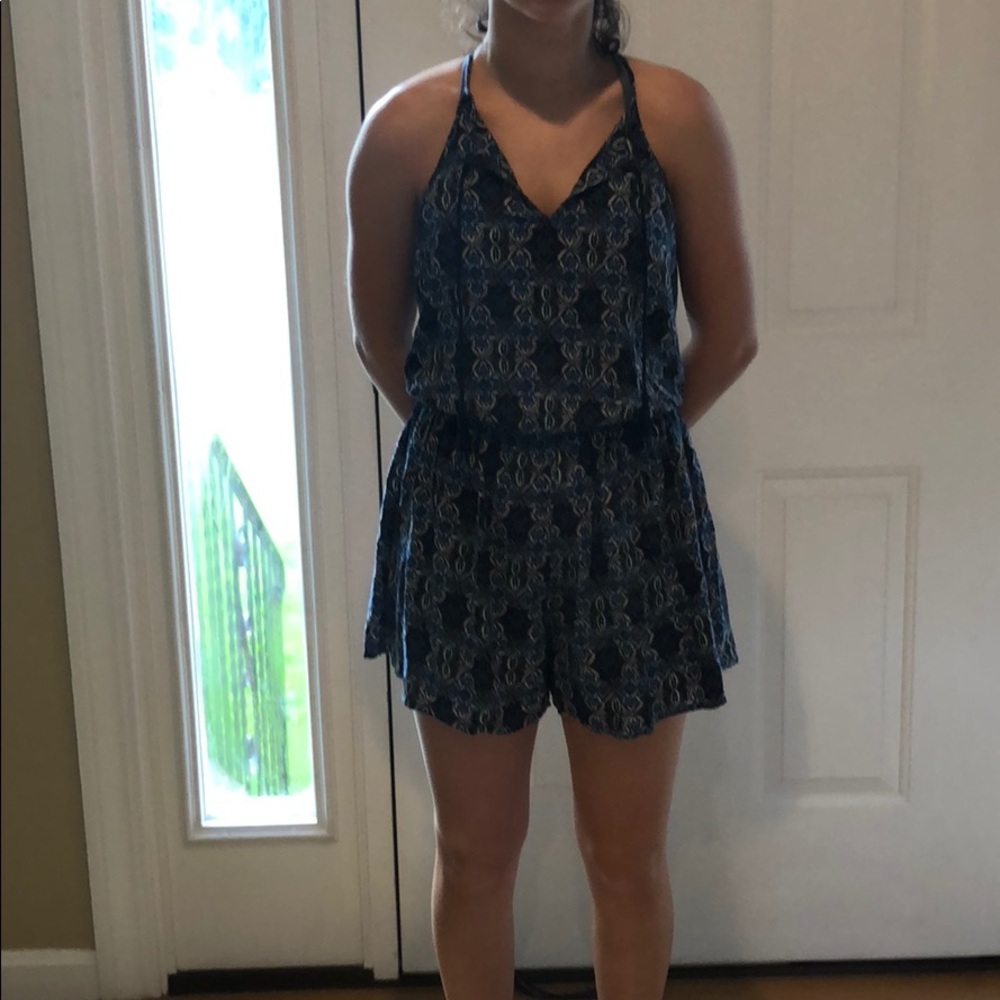 Romper - Picture 3 of 4